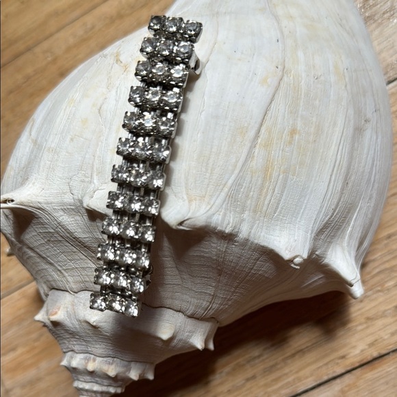 Rhinestone Hair Clip - Picture 6 of 6
